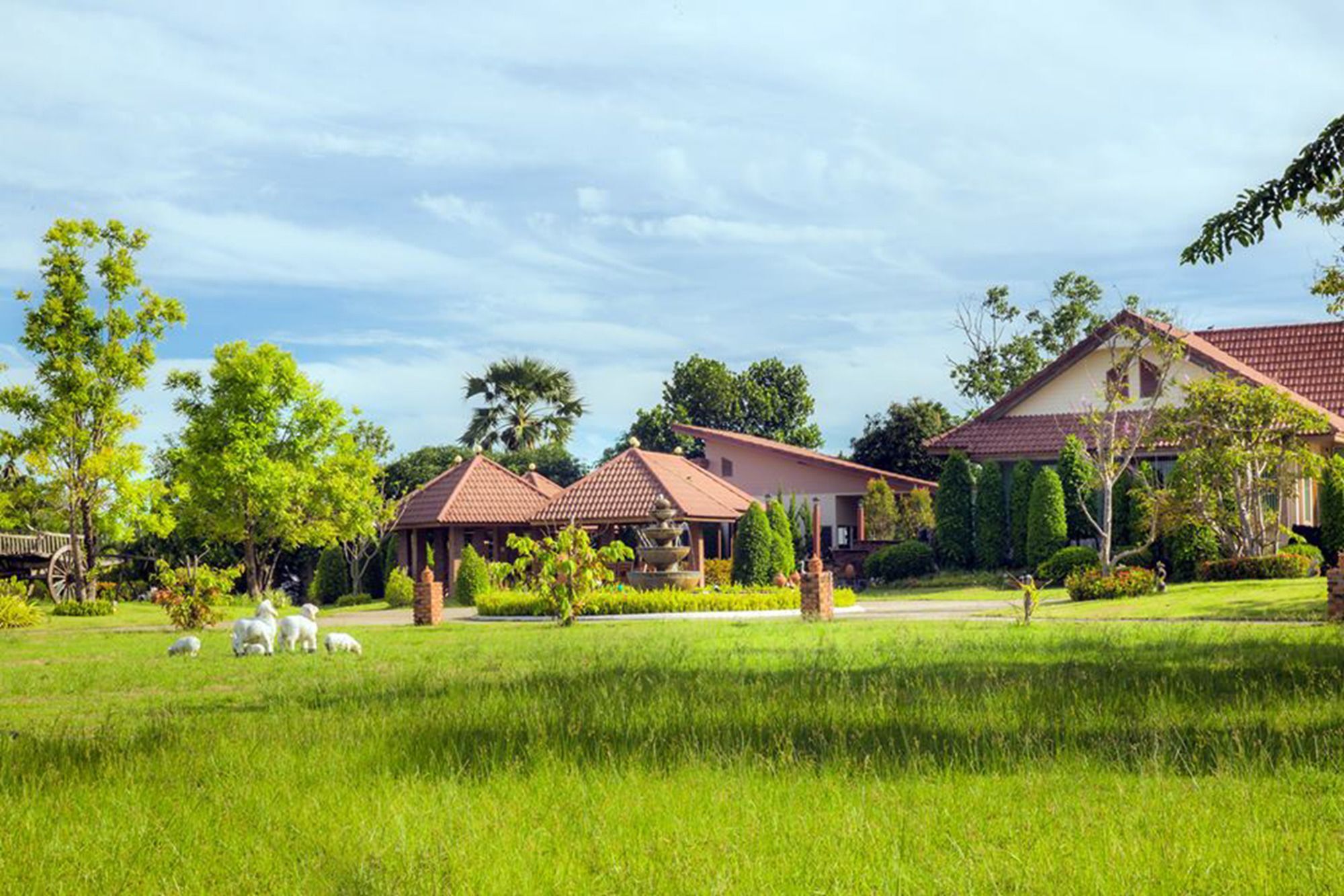 Thaisomboon Bighome Resort Sukhothai Exterior photo