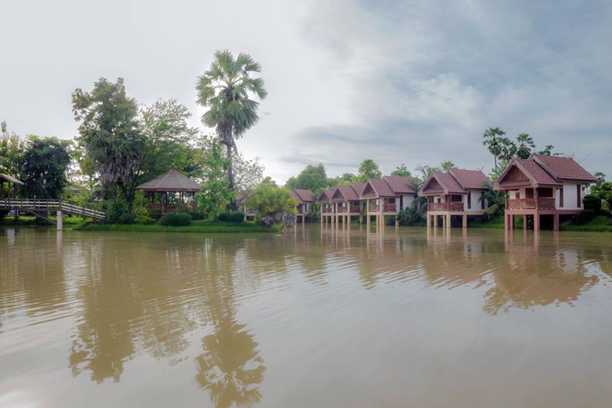 Thaisomboon Bighome Resort Sukhothai Exterior photo